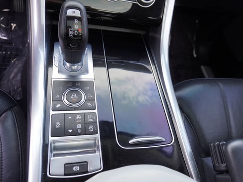 Used 2014 Land Rover Range Rover Sport Supercharged image 23