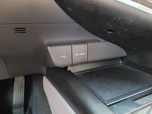 Certified 2023 Toyota Camry LE image 27