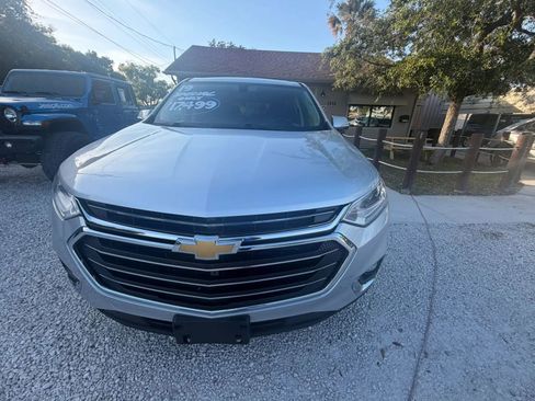 Used 2019 Chevrolet Traverse LT w/ LPO, Cargo Package AWD/4WD image 8