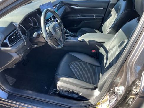 Used 2021 Toyota Camry SE w/ TRD Appearance Package (TMS) image 3