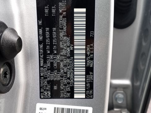 Used 2023 Toyota Highlander XLE image 42