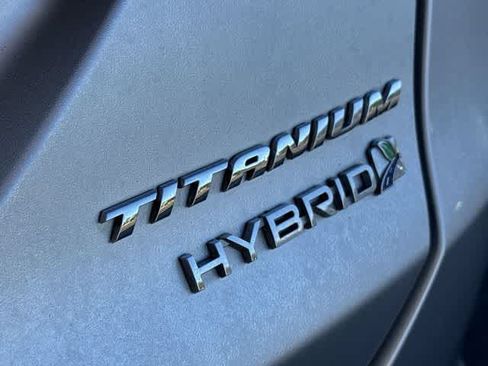 Used 2018 Ford Fusion Titanium FWD image 13