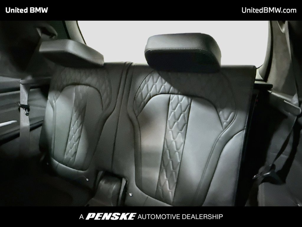 Certified 2027 BMW X7 M60i AWD/4WD image 21