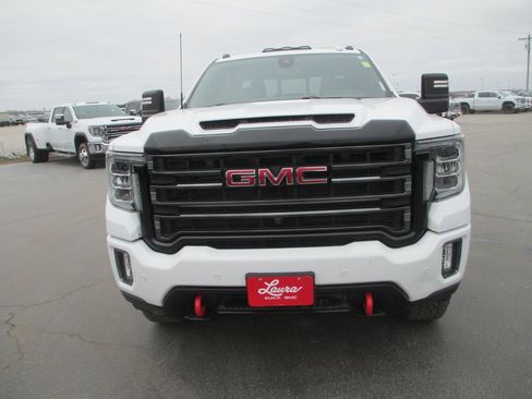 Used 2020 GMC Sierra 2500 AT4 w/ AT4 Premium Package image 10