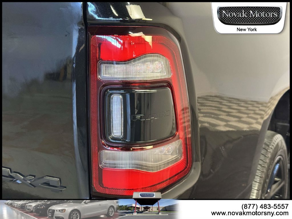 Used 2023 RAM 1500 Laramie AWD/4WD image 12