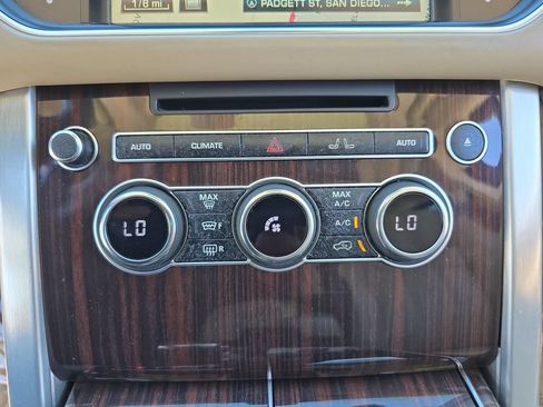 Used 2014 Land Rover Range Rover HSE AWD/4WD image 27