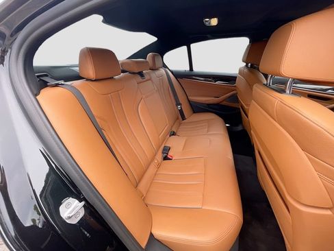Used 2021 BMW M550i xDrive w/ Premium Package AWD/4WD image 30