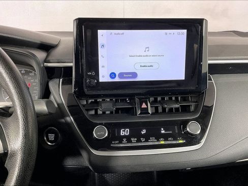 Used 2024 Toyota Corolla LE FWD image 5