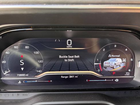 Used 2023 GMC Yukon XL Denali Ultimate image 4