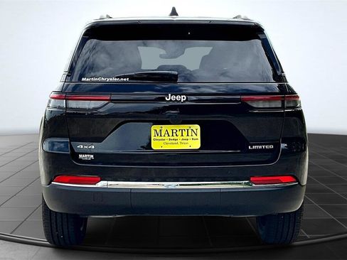 New 2025 Jeep Grand Cherokee Limited w/ Trailer Tow Package image 4