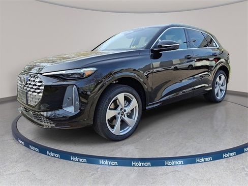 New 2025 Audi Q5 Premium Plus image 1