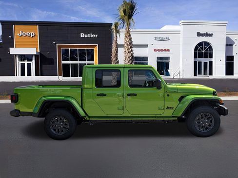 New 2025 Jeep Gladiator Sport image 7