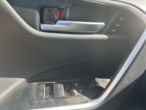 Used 2025 Toyota RAV4 XSE w/ Advanced Technology Package AWD/4WD image 11