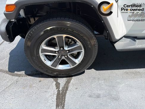 Certified 2022 Jeep Wrangler Unlimited Sahara AWD/4WD image 17