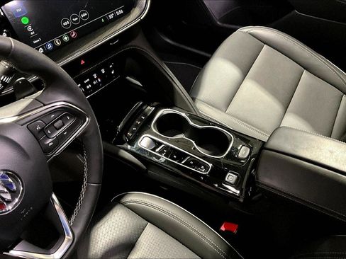 Certified 2023 Buick Envision Essence image 14