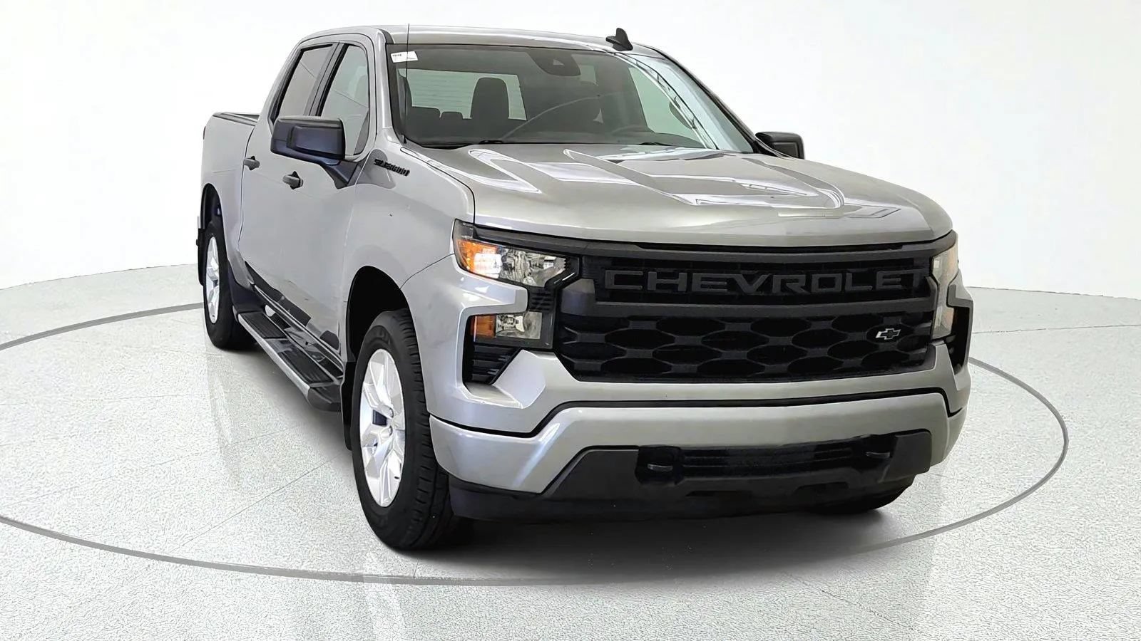 Used 2023 Chevrolet Silverado 1500 Custom w/ LPO, Dark Essentials Package AWD/4WD image 2