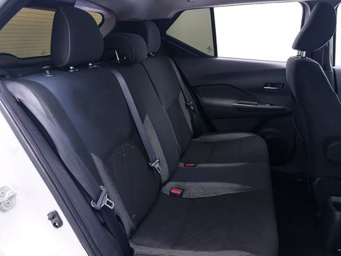 Used 2019 Nissan Kicks SV w/ Exterior Package FWD image 31