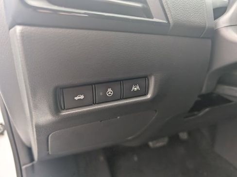 New 2026 Nissan Sentra SR w/ SR Premium Package FWD image 17