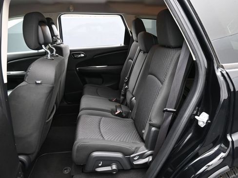 Used 2017 Dodge Journey SE FWD image 24