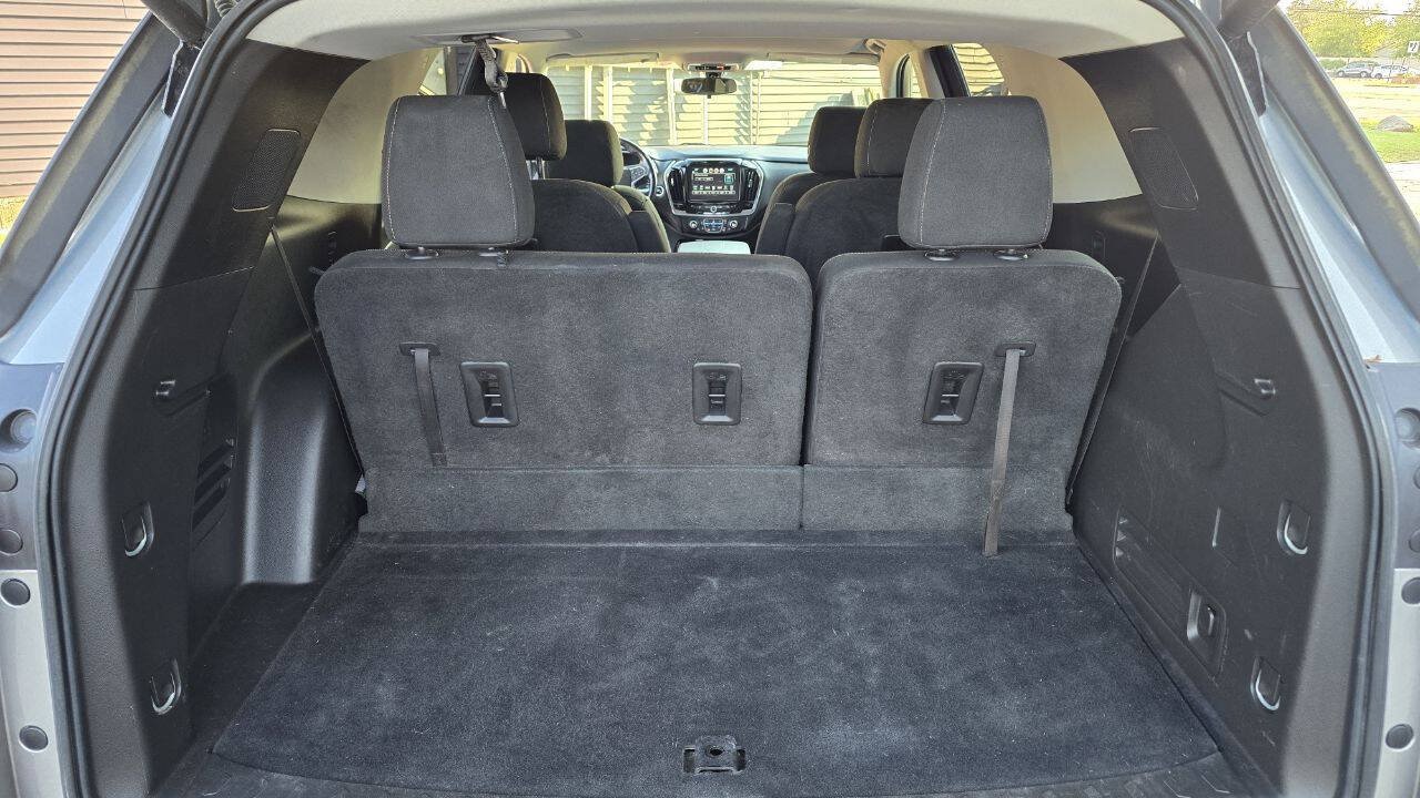 Used 2019 Chevrolet Traverse LT AWD/4WD image 13