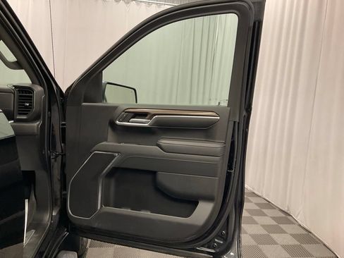 Used 2023 Chevrolet Silverado 1500 LT w/ Safety Package AWD/4WD image 28