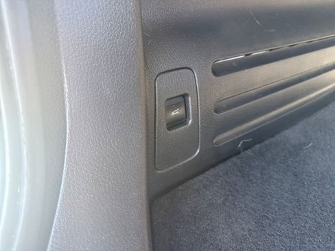 Used 2011 Ford Edge Sport w/ Canadian Touring Pkg image 13