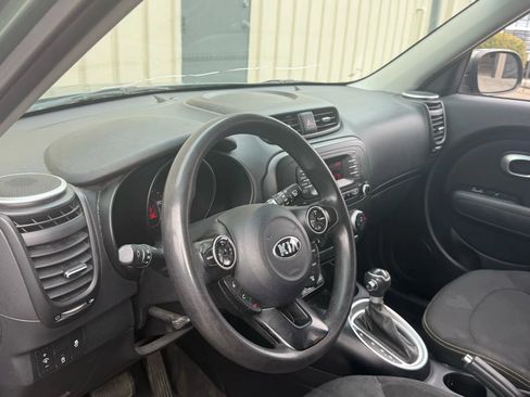 Used 2014 Kia Soul + w/ Eco Package image 9