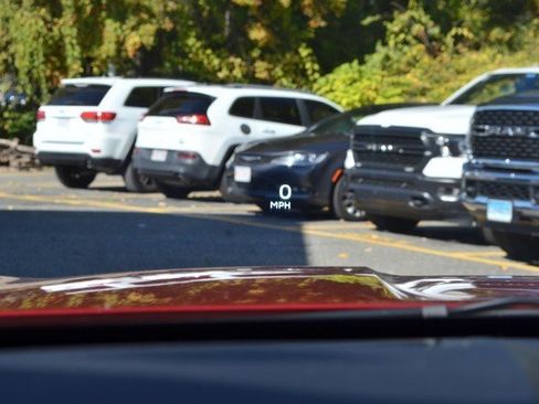 Used 2023 Mitsubishi Outlander SEL image 43