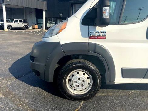 Used 2018 RAM ProMaster 1500 w/ Interior Convenience Group image 8