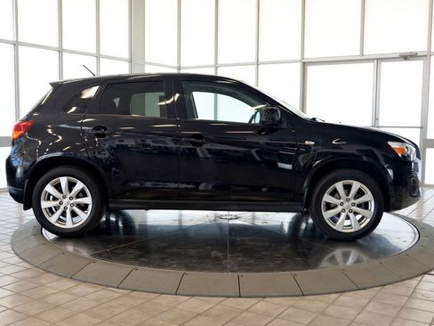 Used 2013 Mitsubishi Outlander Sport ES AWD/4WD image 10