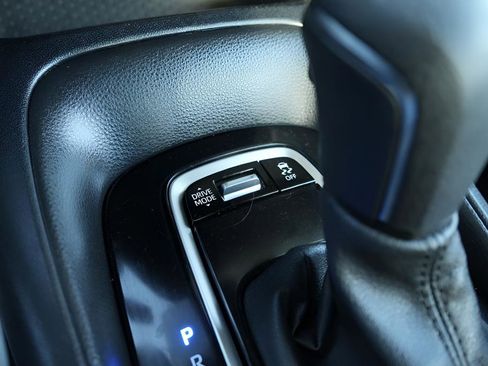 Used 2024 Toyota Corolla SE FWD image 32