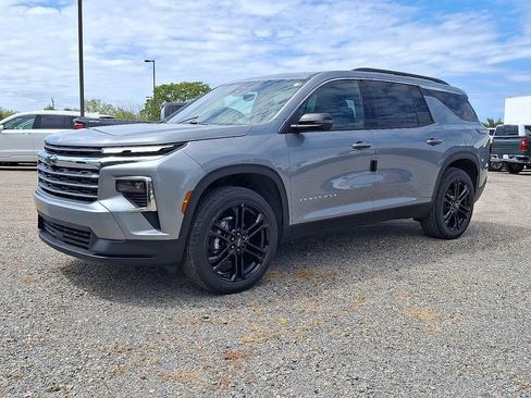 New 2026 Chevrolet Traverse LT w/ Driver Confidence Package image 30