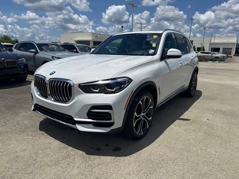 Used 2023 BMW X5 sDrive40i w/ Premium Package RWD image 1