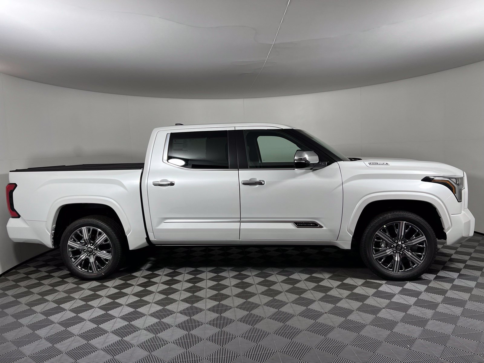 New 2026 Toyota Tundra Capstone AWD/4WD image 4