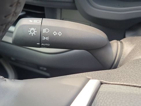 Used 2026 Toyota Grand Highlander FWD image 11