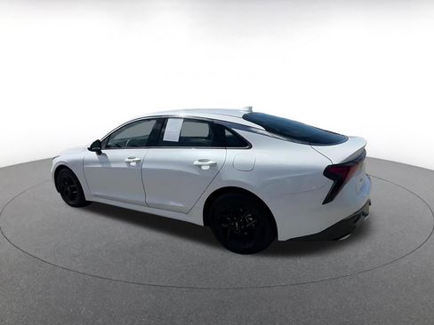 Used 2025 Kia K5 LXS FWD image 10
