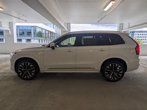 Used 2026 Volvo XC90 B6 Plus w/ Protection Package AWD/4WD image 5