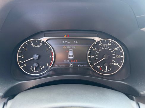 Used 2024 Nissan Altima 2.5 SV FWD image 20