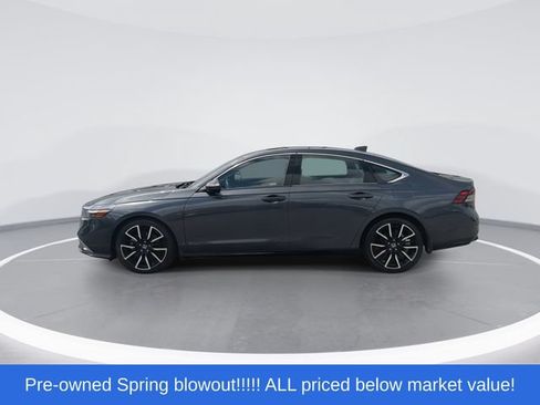 Used 2023 Honda Accord Touring image 5