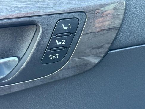 Certified 2020 Toyota Highlander Platinum image 17