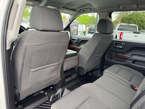 Used 2019 GMC Sierra 2500 SLE AWD/4WD image 16