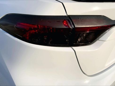 Used 2020 Toyota Corolla SE image 28