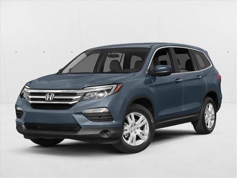 Used 2017 Honda Pilot LX image 1