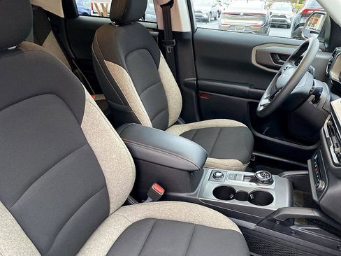 Used 2025 Ford Bronco Sport Big Bend image 4