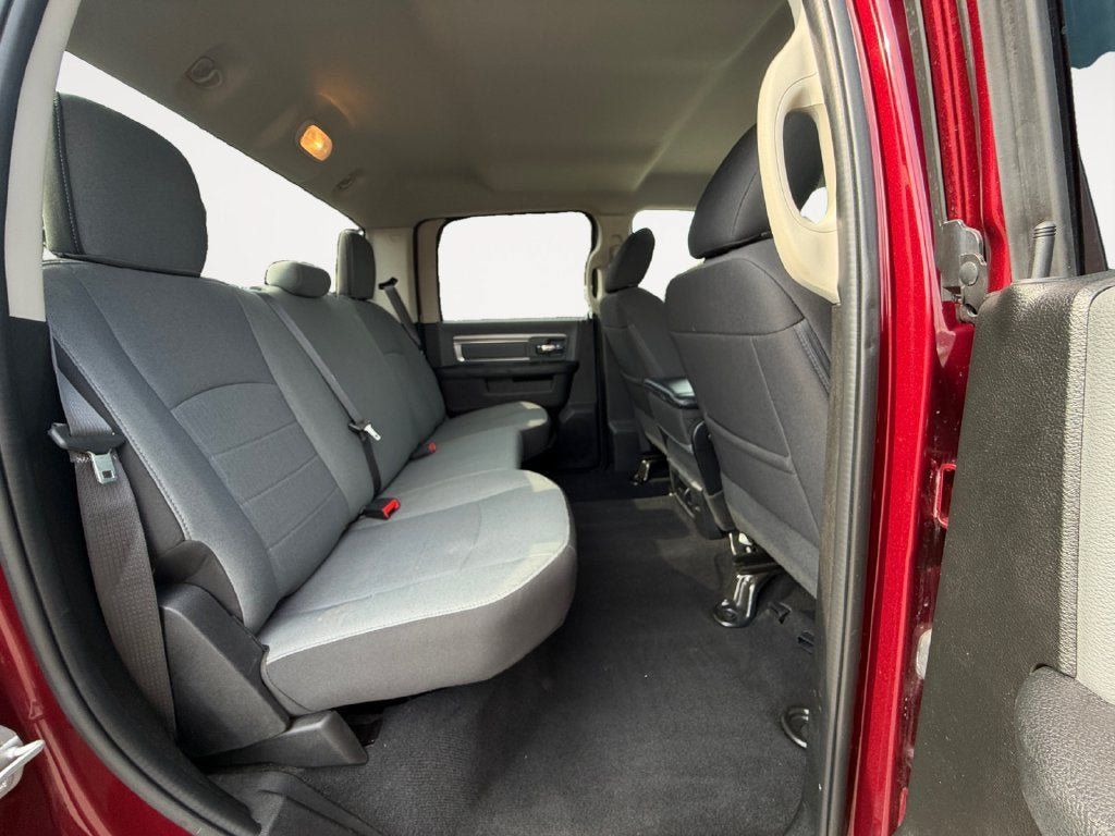 Used 2022 RAM 1500 Classic SLT AWD/4WD image 24