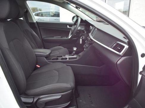 Used 2019 Kia Optima LX FWD image 35