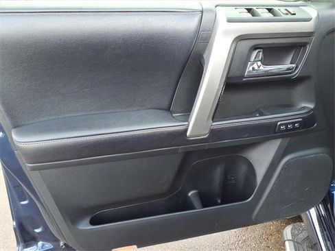 Used 2019 Toyota 4Runner Limited image 11