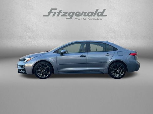 Used 2023 Toyota Corolla SE FWD image 5