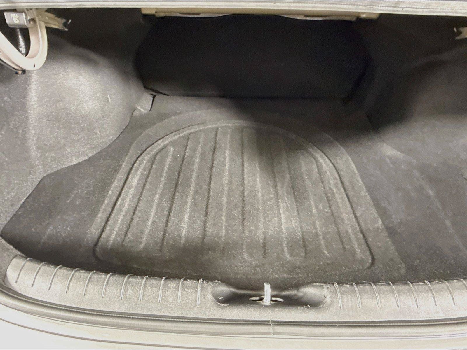 Used 2024 Hyundai Elantra SEL FWD image 25