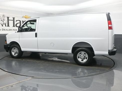 New 2026 Chevrolet Express 2500 w/ Driver Convenience Package RWD image 30